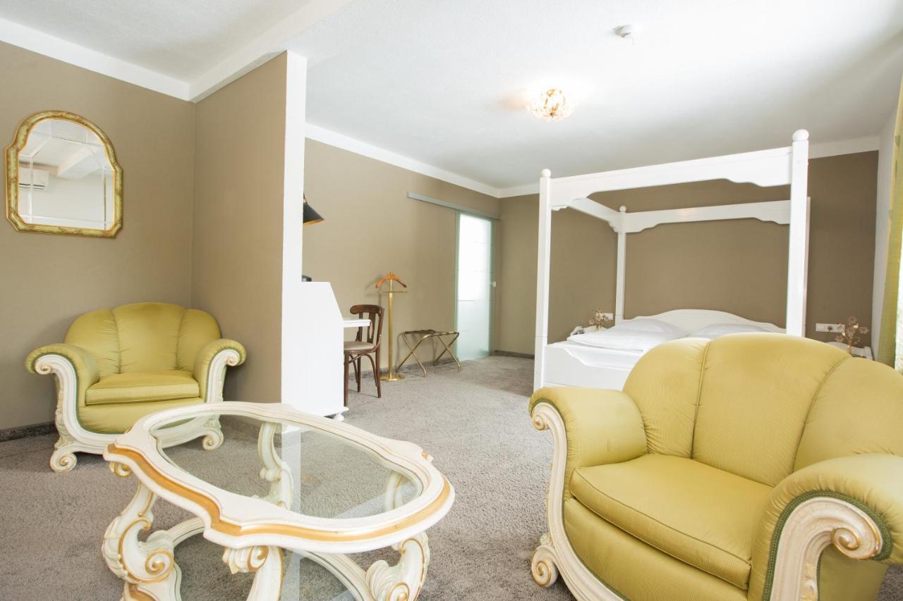 Boutiquehotel Goldhahn Bio Sport & Wellness Aalen Eksteriør bilde