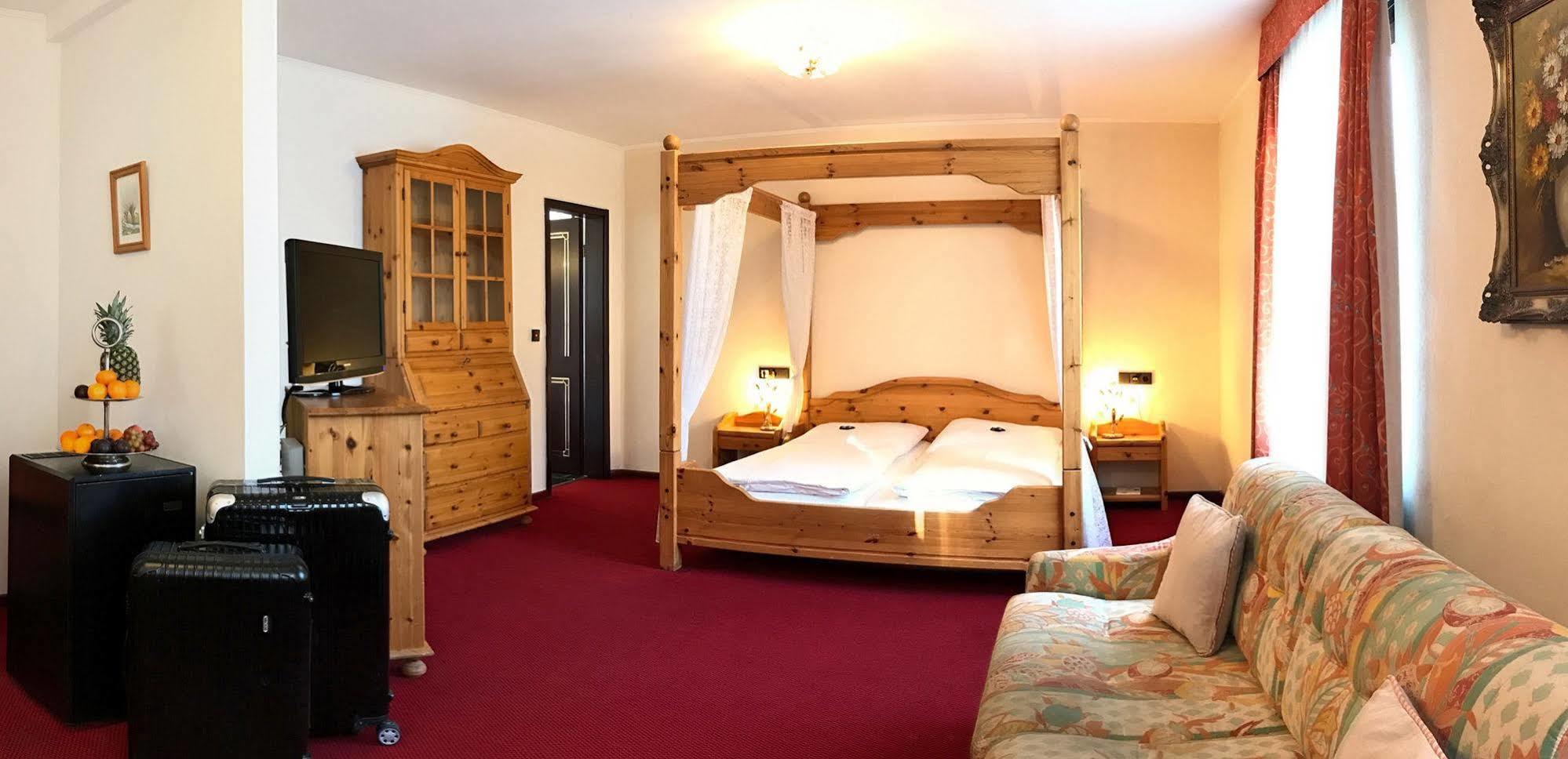 Boutiquehotel Goldhahn Bio Sport & Wellness Aalen Eksteriør bilde
