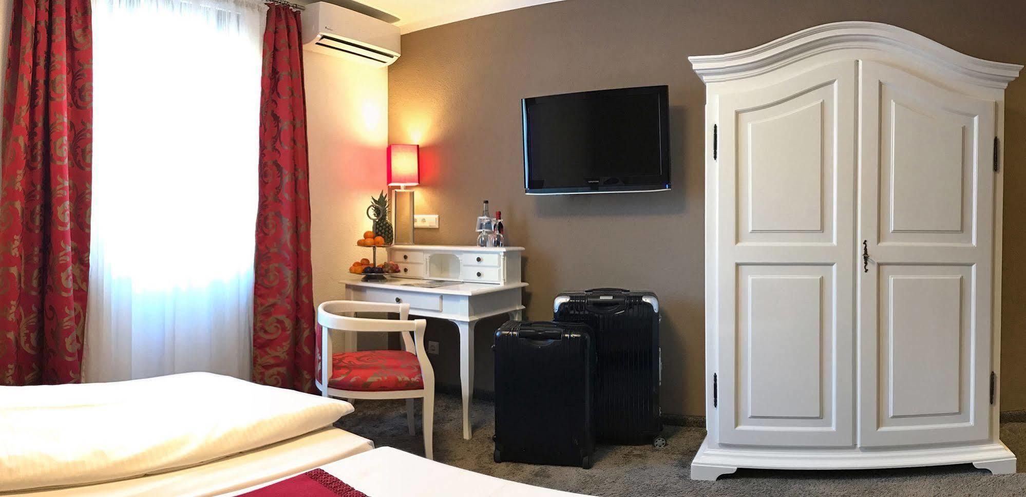 Boutiquehotel Goldhahn Bio Sport & Wellness Aalen Eksteriør bilde