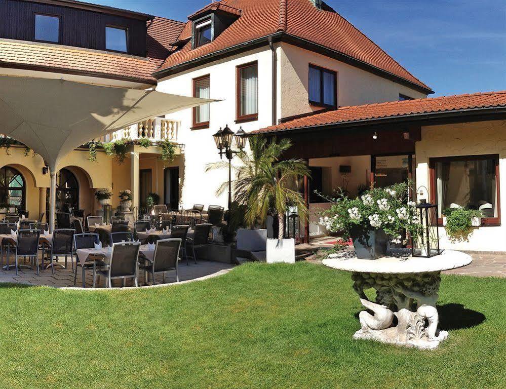 Boutiquehotel Goldhahn Bio Sport & Wellness Aalen Eksteriør bilde